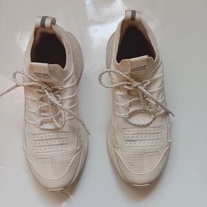 Fitflop Women's White Sneakers Size 7